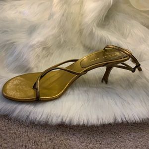 Gianni Bini Kitten Heel